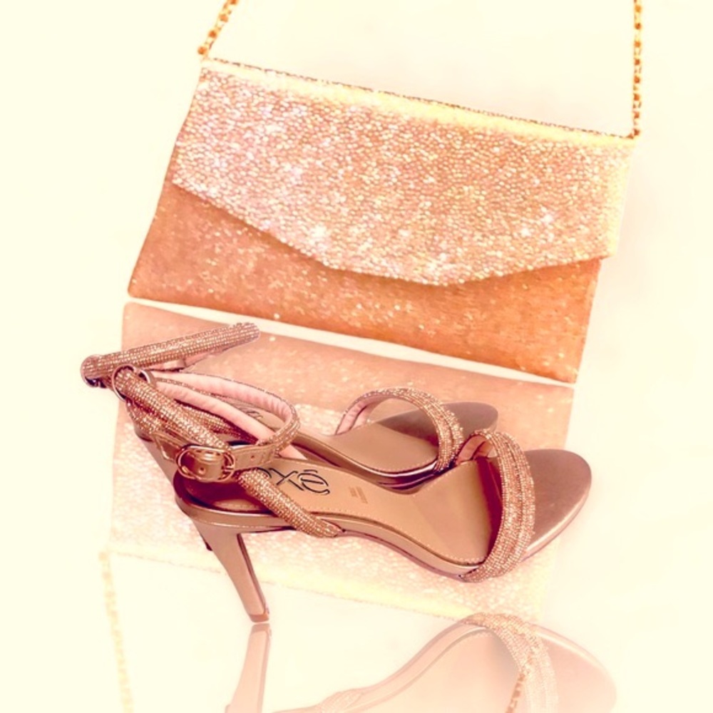 EXE’ High Heels Gold Sandals -Evening Handbag - Picture 5 of 12